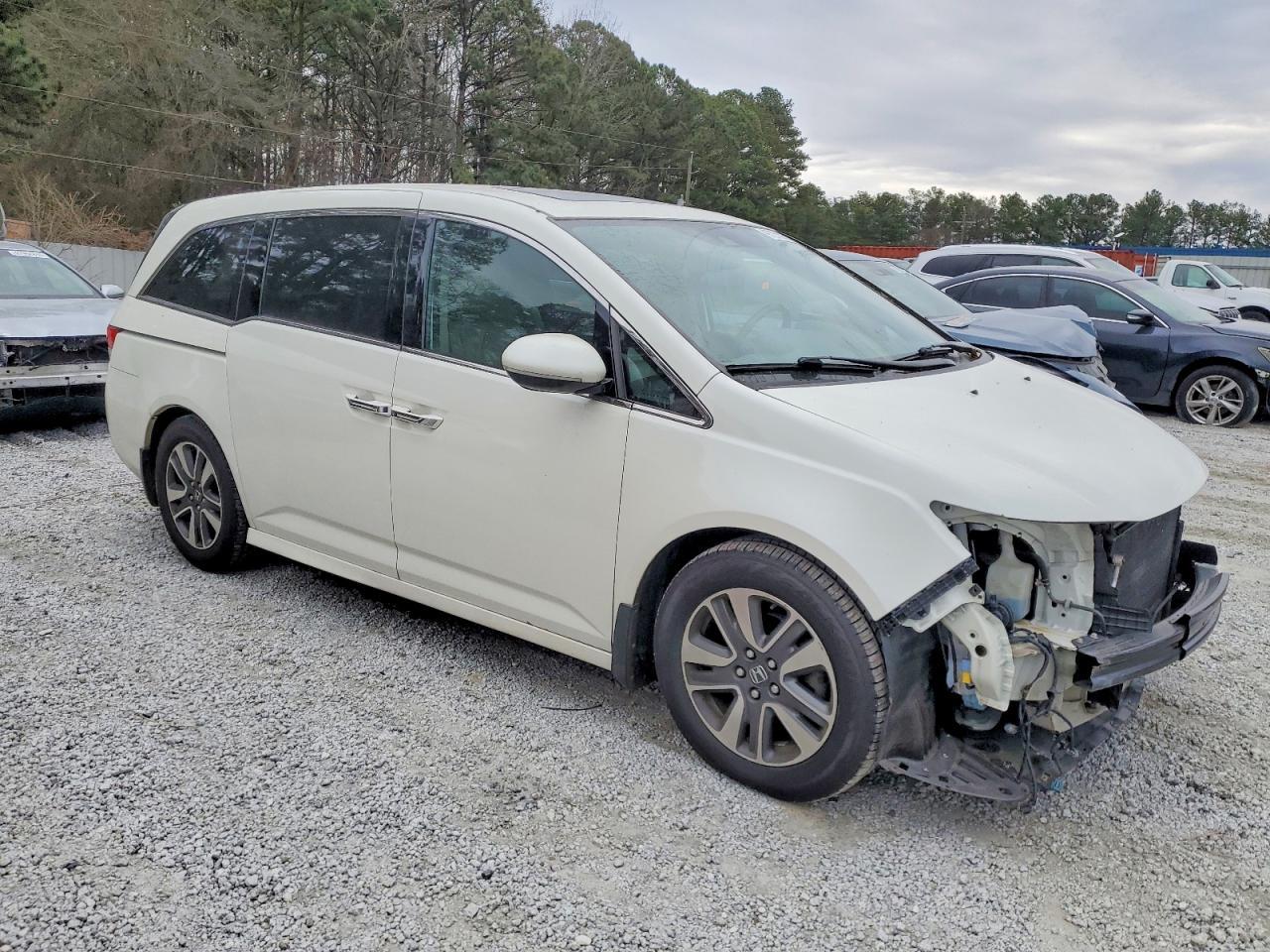 2015 Honda Odyssey Touring - Фото 4