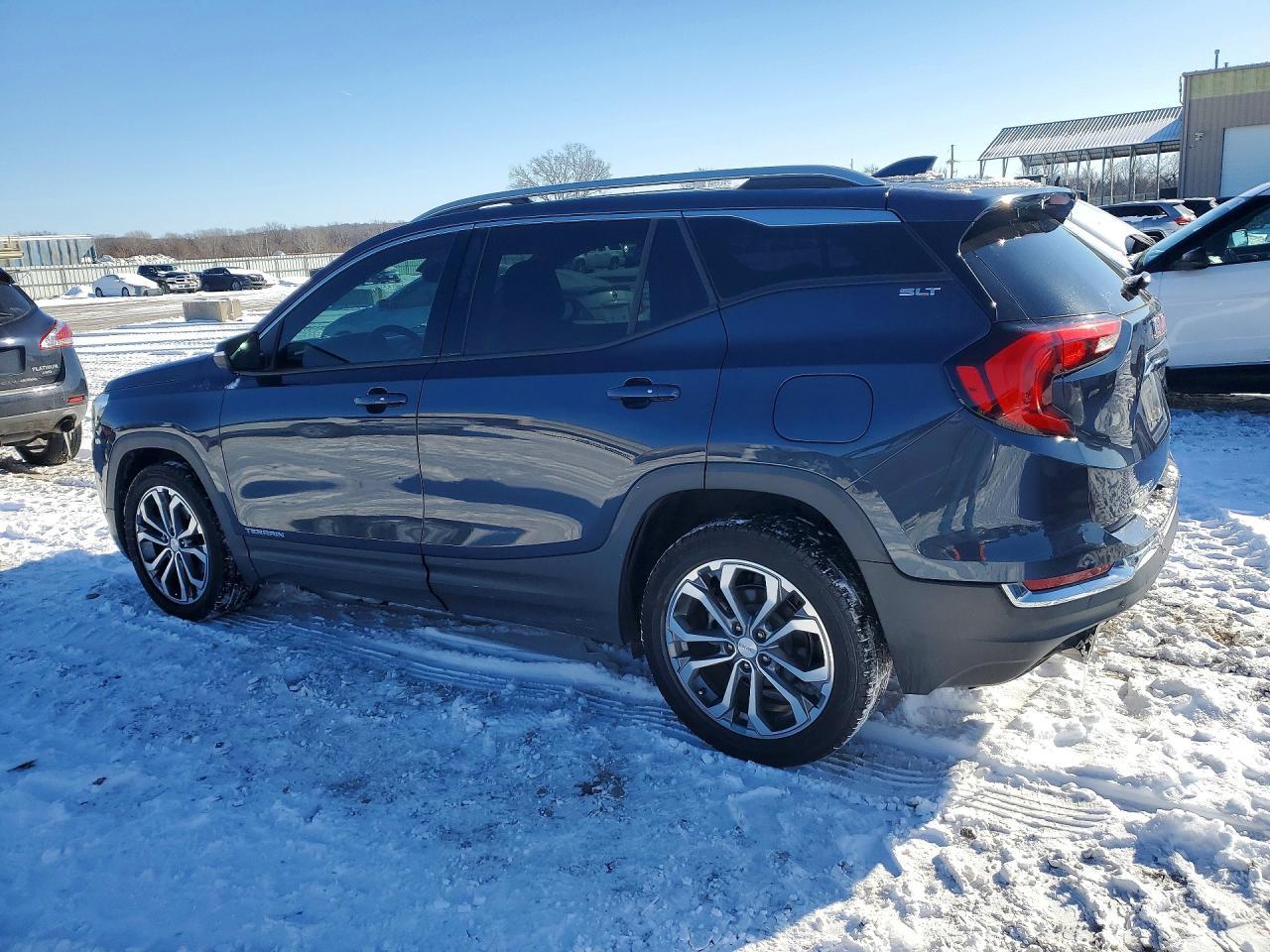 2019 GMC Terrain Slt - Фото 2