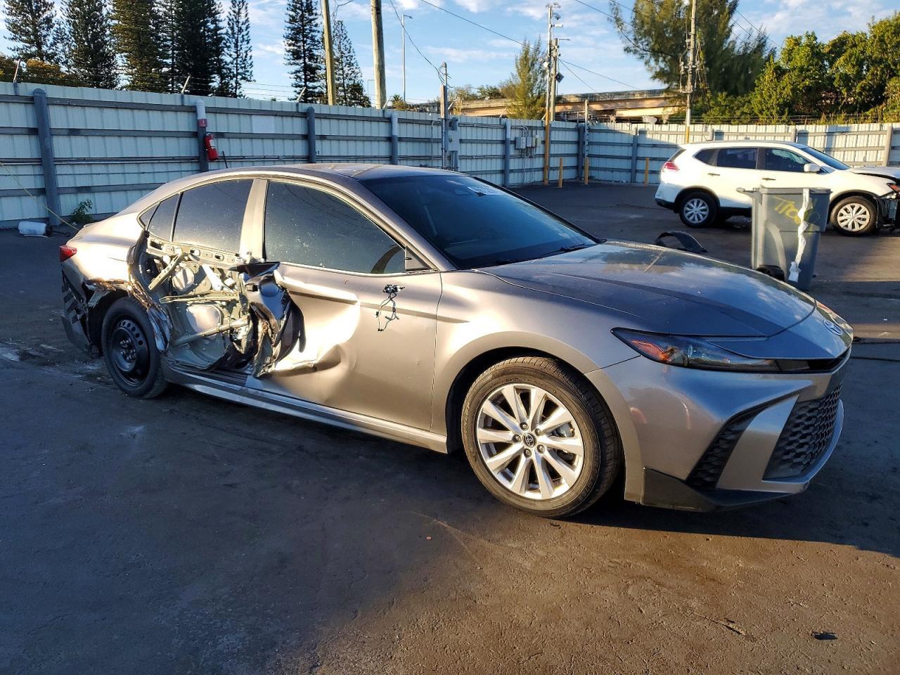 2025 Toyota Camry Xse - Фото 4