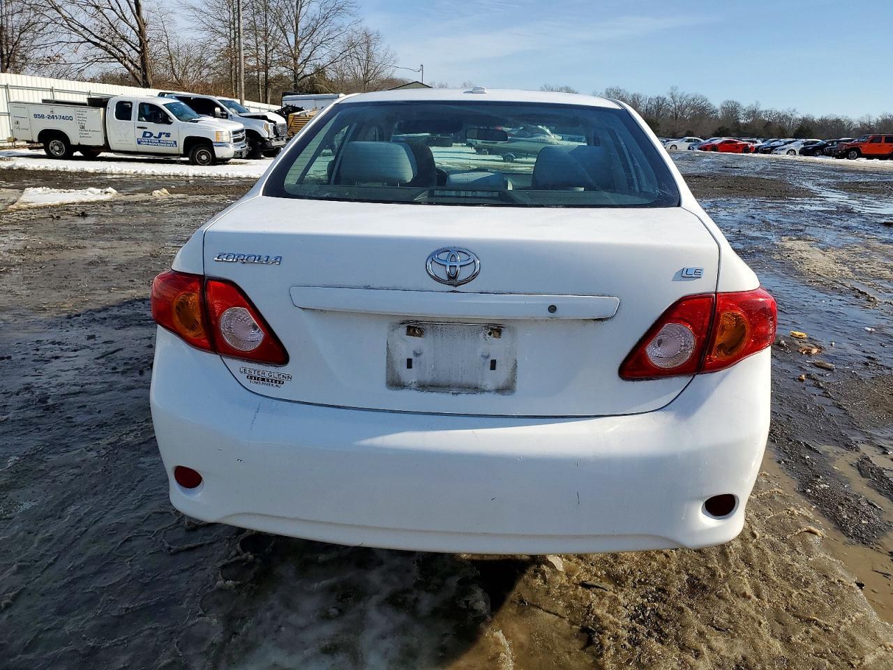 2010 Toyota Corolla Base - Фото 6