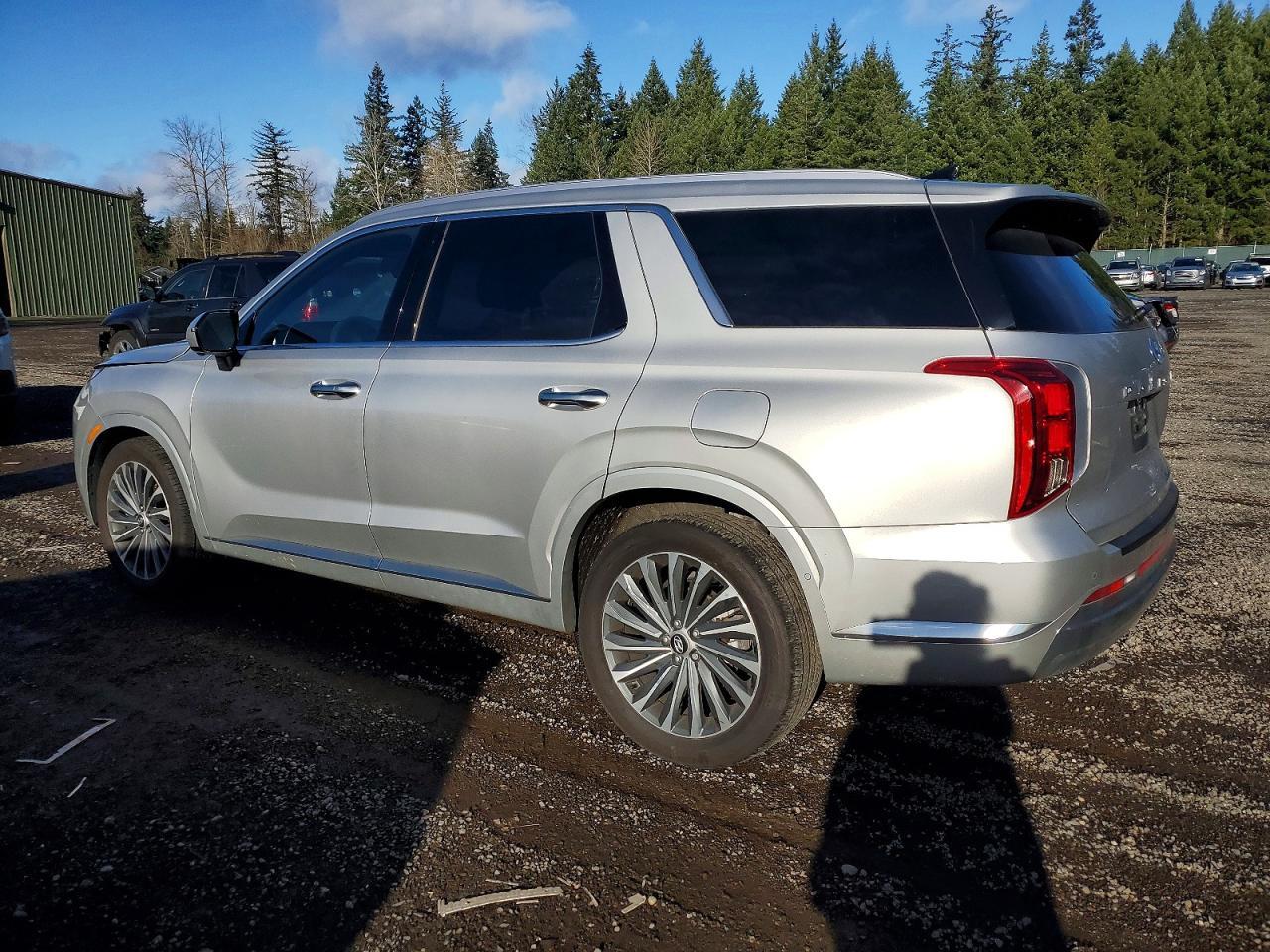 2024 Hyundai Palisade Calligraphy - Image 2
