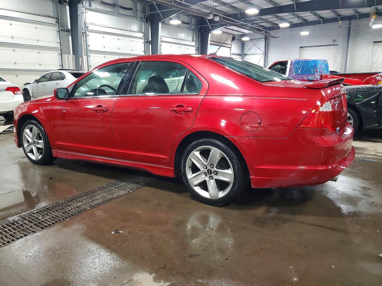 2011 Ford Fusion Sport - Image 2
