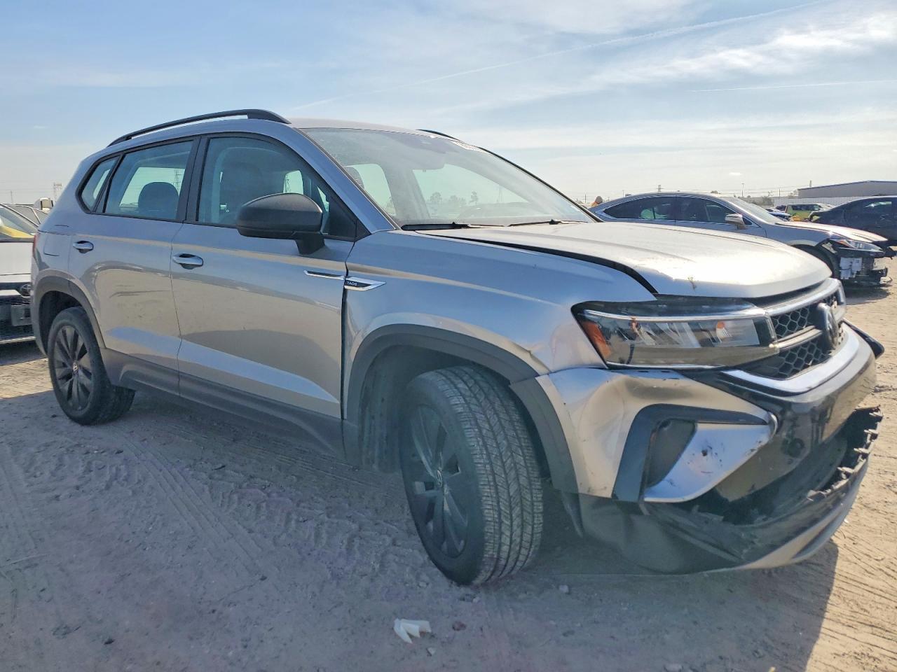 2024 Volkswagen Taos S - Фото 4