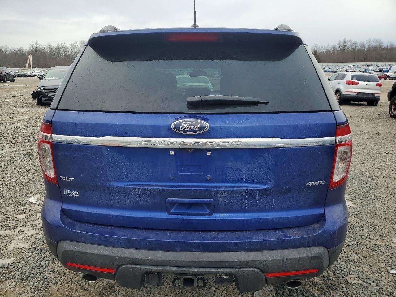 2015 Ford Explorer Xlt - Фото 6