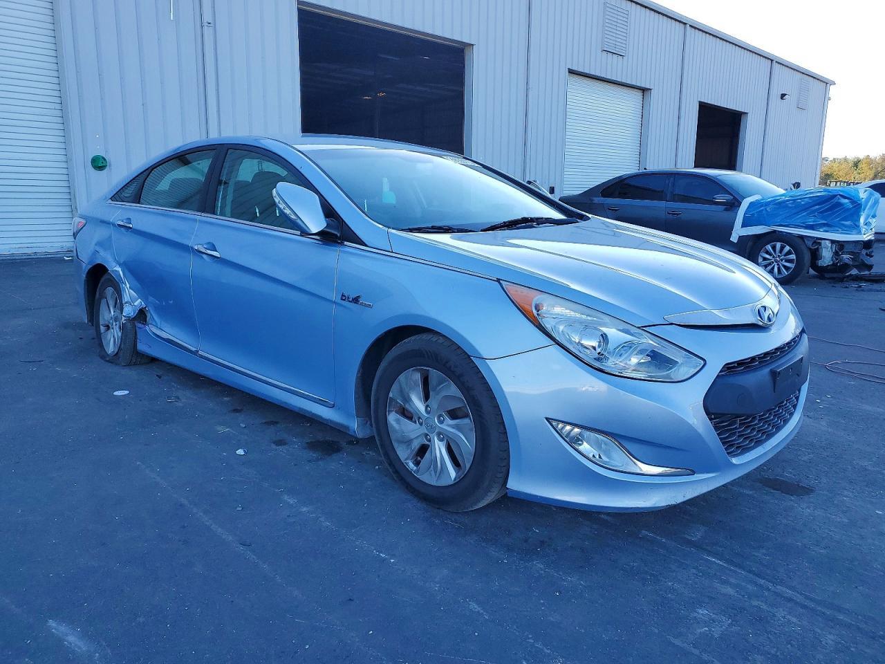 2014 Hyundai Sonata Hybrid - Фото 4