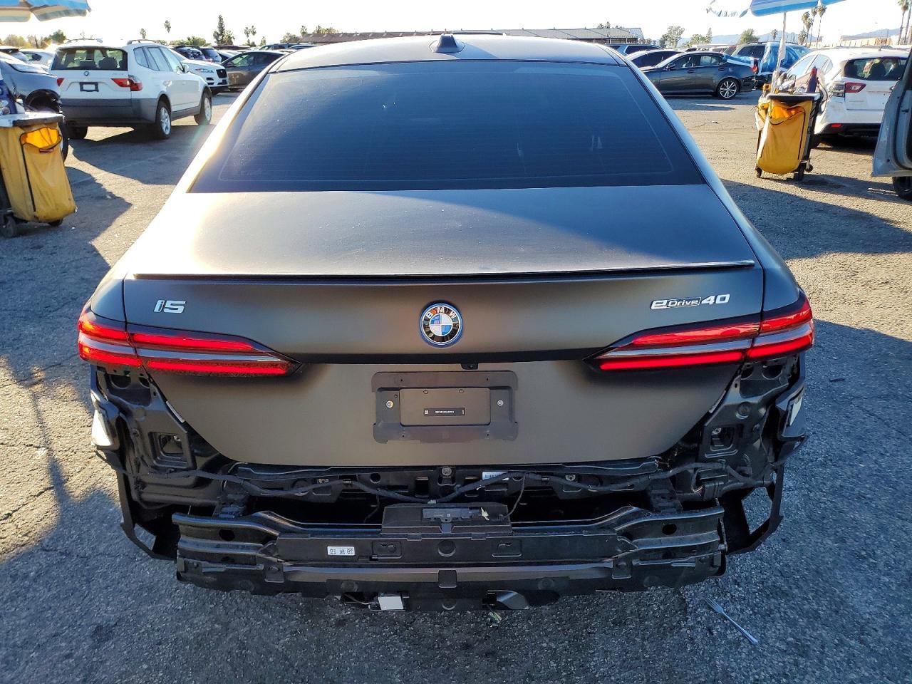 2025 BMW I5 Edrive 40 - Image 6