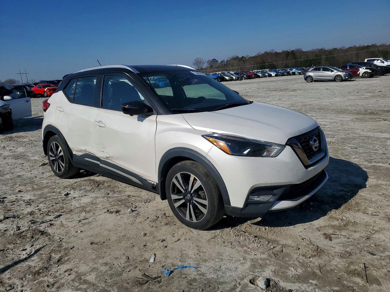 2019 Nissan Kicks S - Фото 4