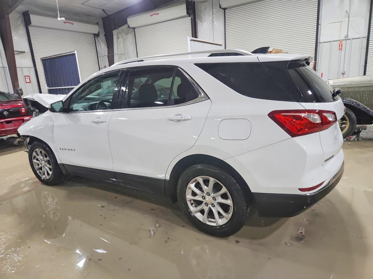 2018 Chevrolet Equinox Lt - Image 2