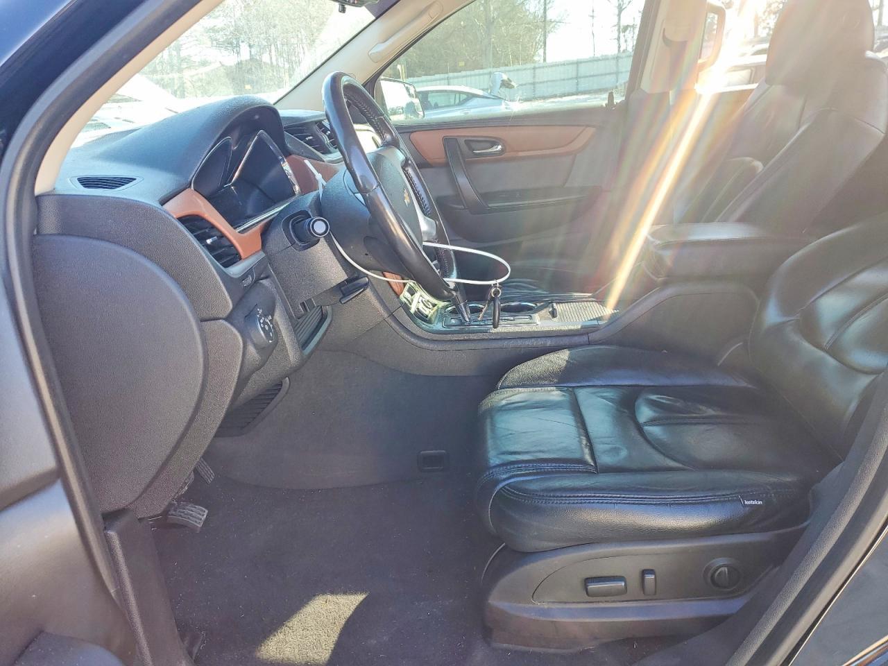 2017 Chevrolet Traverse Lt - Image 7