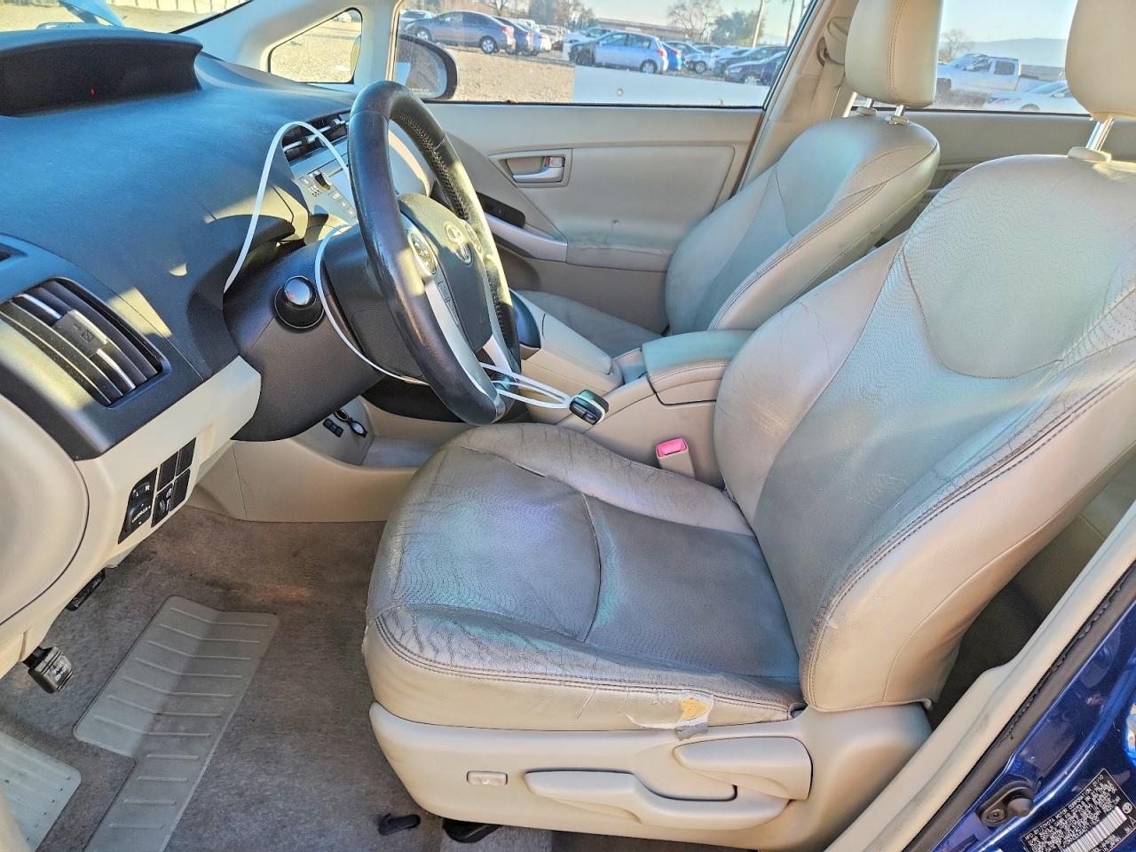 2010 Toyota Prius - Image 7