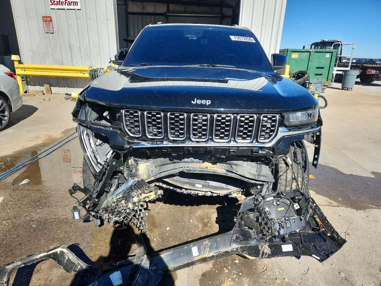 2023 Jeep Grand Cherokee Summit - Image 5