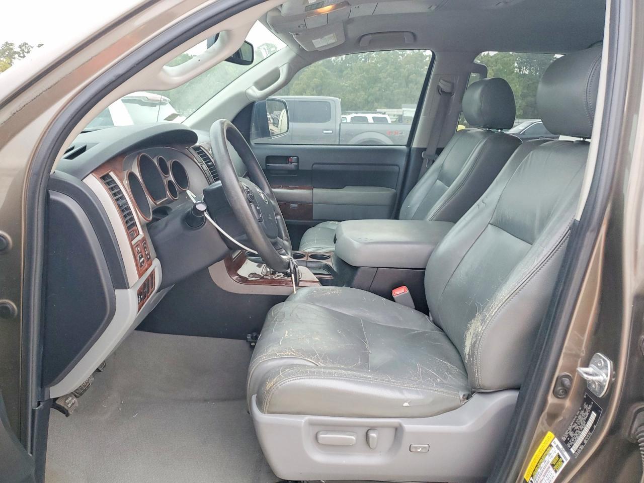 2011 Toyota Tundra Grade - Image 7