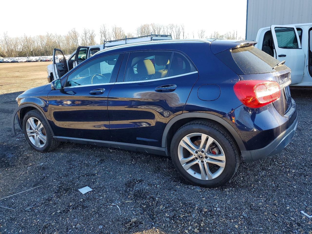 2018 Mercedes-Benz Gla 250 4Matic - Фото 2