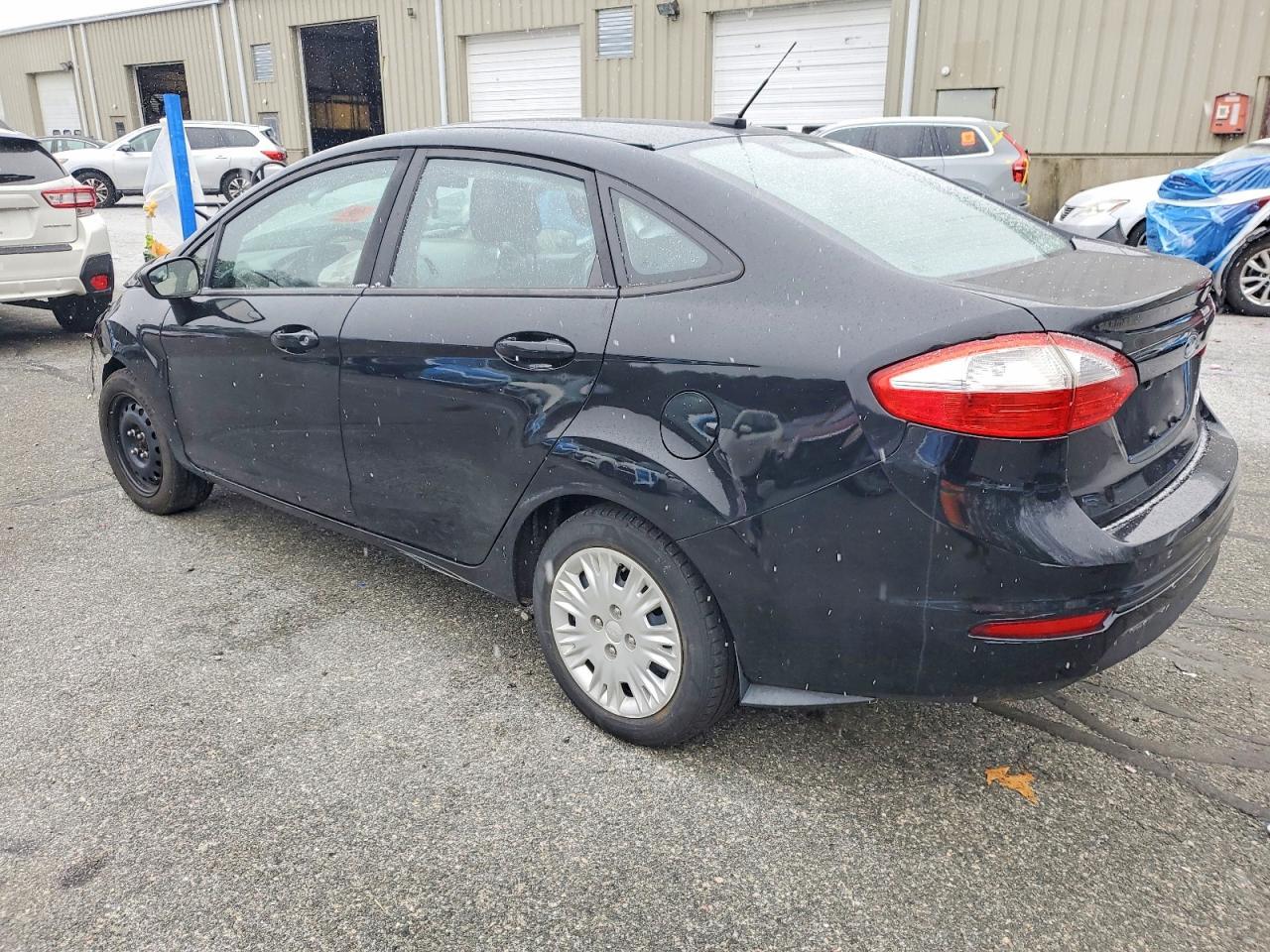 2016 Ford Fiesta S - Image 2