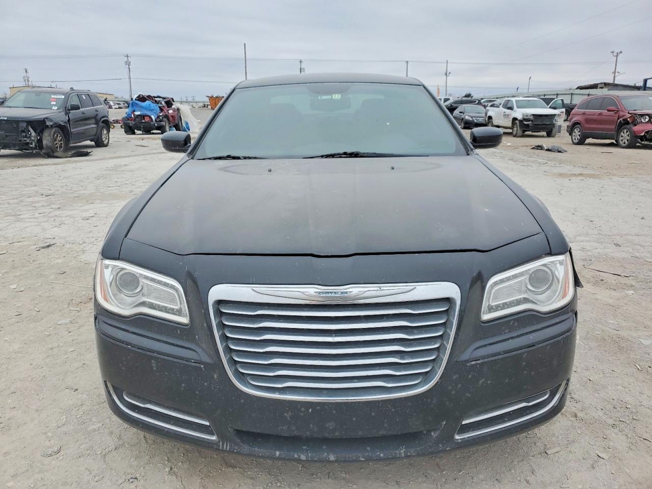 2013 Chrysler 300 - Фото 5