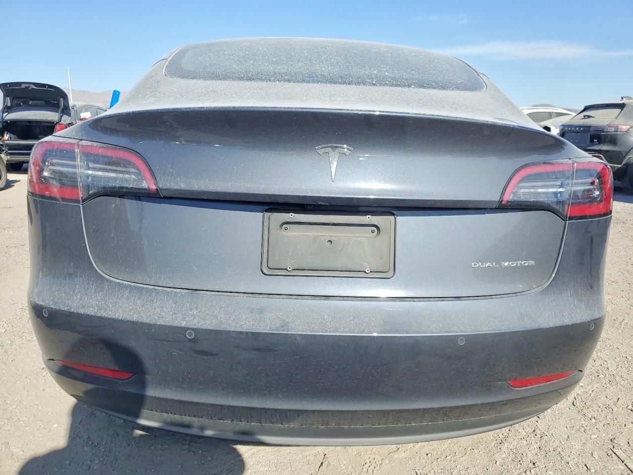 2022 Tesla Model 3 - Фото 6