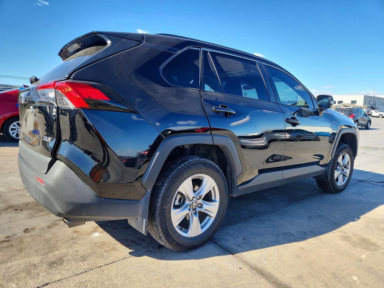 2025 Toyota Rav4 Xle - Фото 3