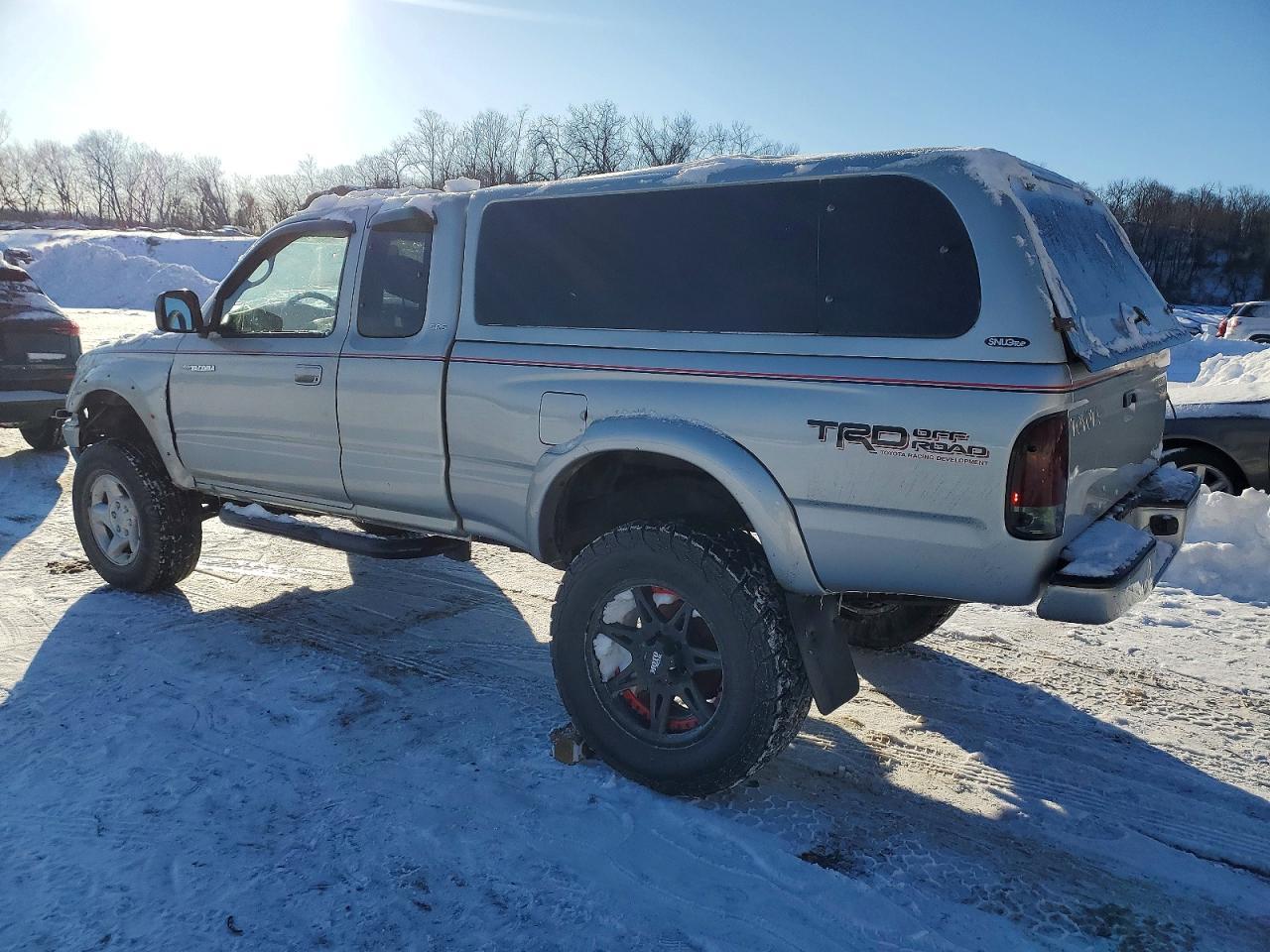 2002 Toyota Tacoma - Фото 2