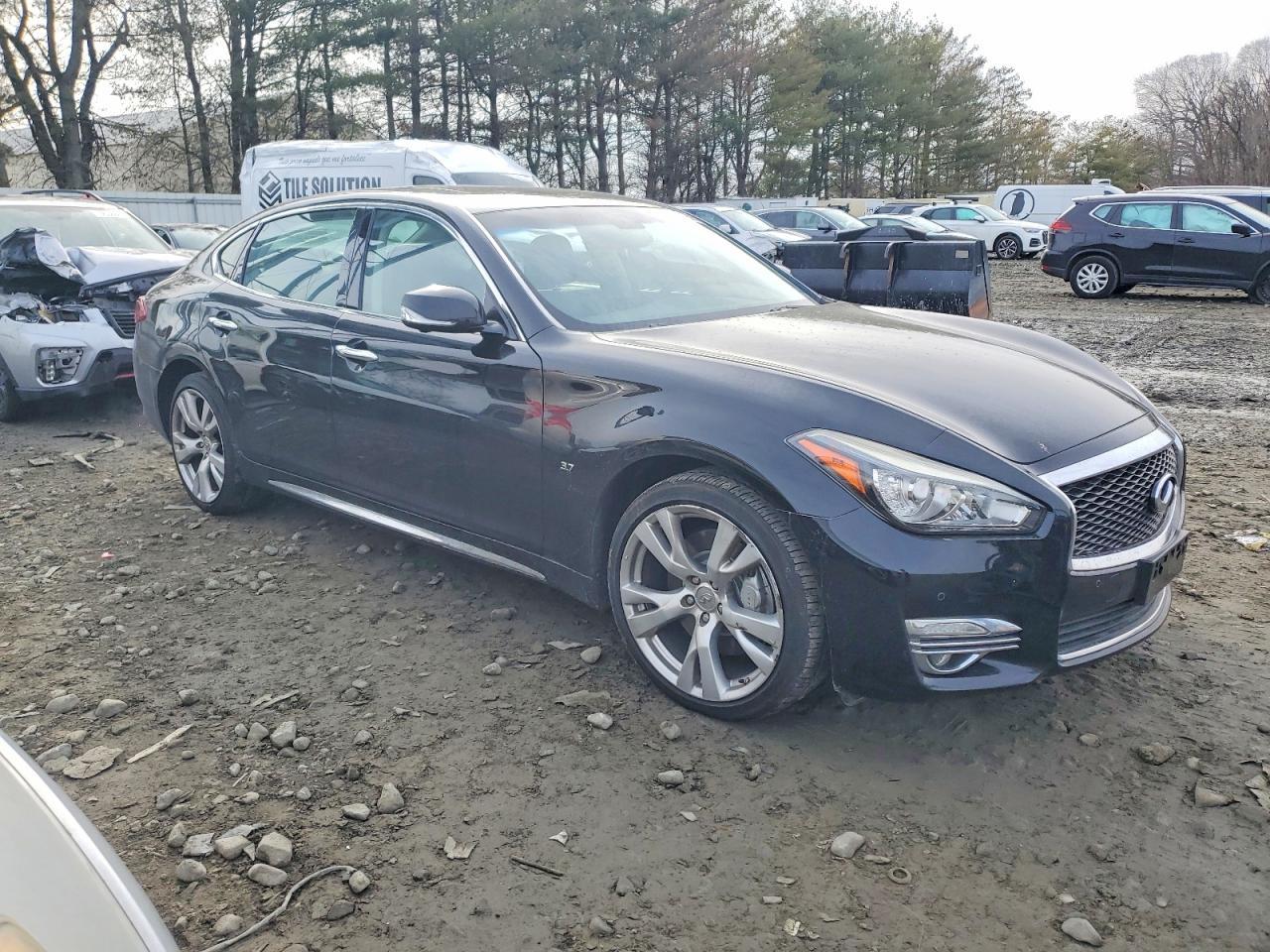 2018 Infiniti Q70L 3.7 Luxe - Фото 4