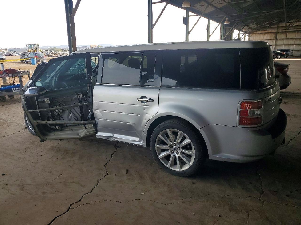 2010 Ford Flex Limited - Фото 2