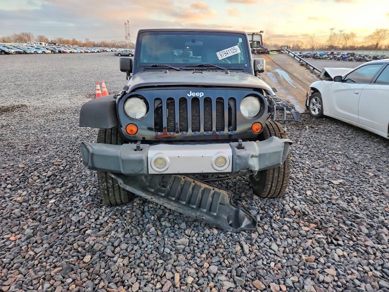 2009 Jeep Wrangler Unlimited Sahara - Image 5