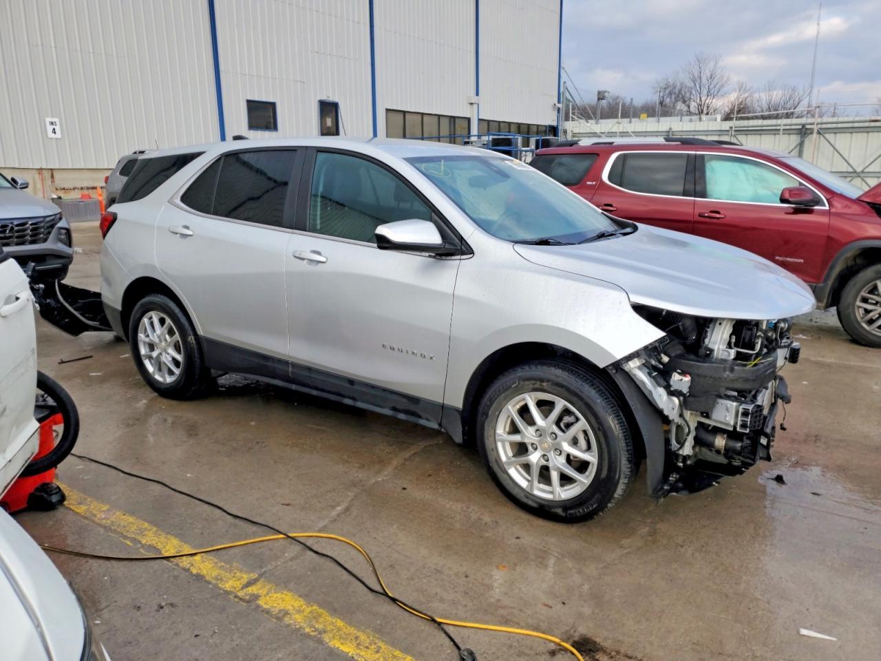 2022 Chevrolet Equinox Lt - Фото 4