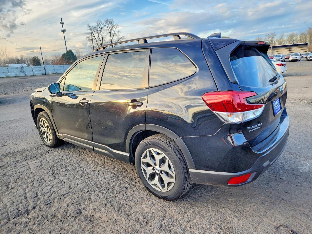 2023 Subaru Forester Premium - Фото 2