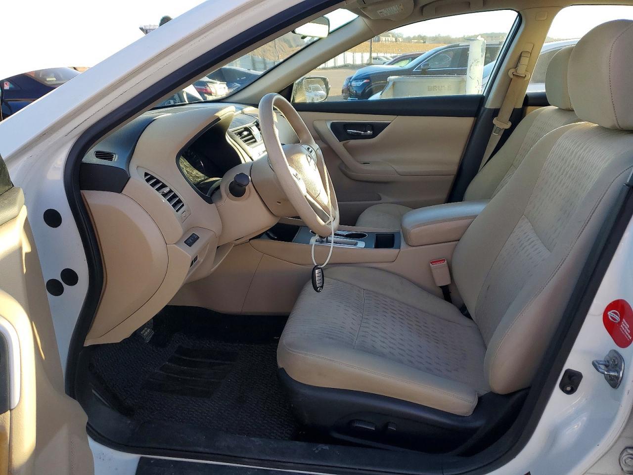 2016 Nissan Altima 2.5 - Image 7