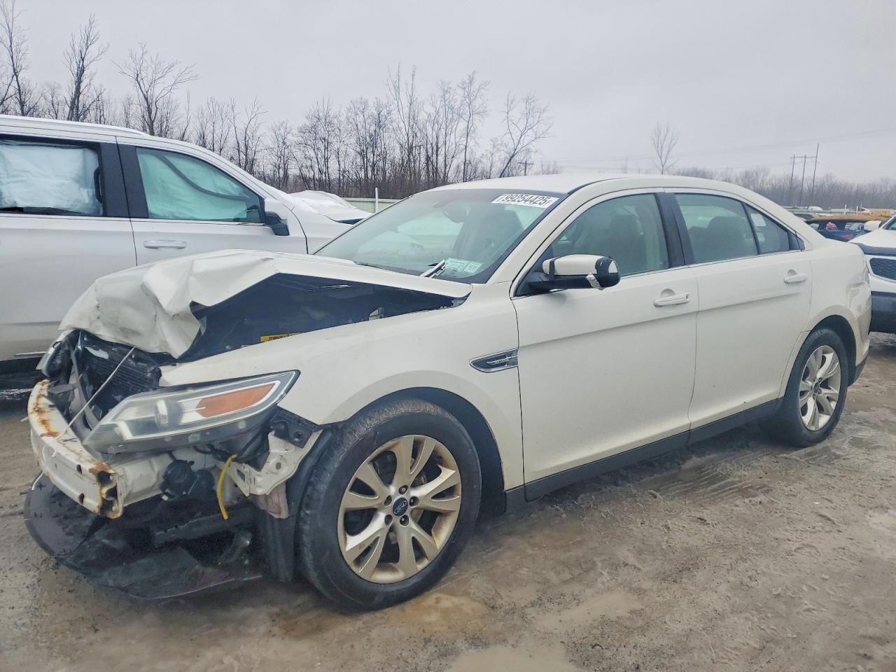 2010 Ford Taurus Sel