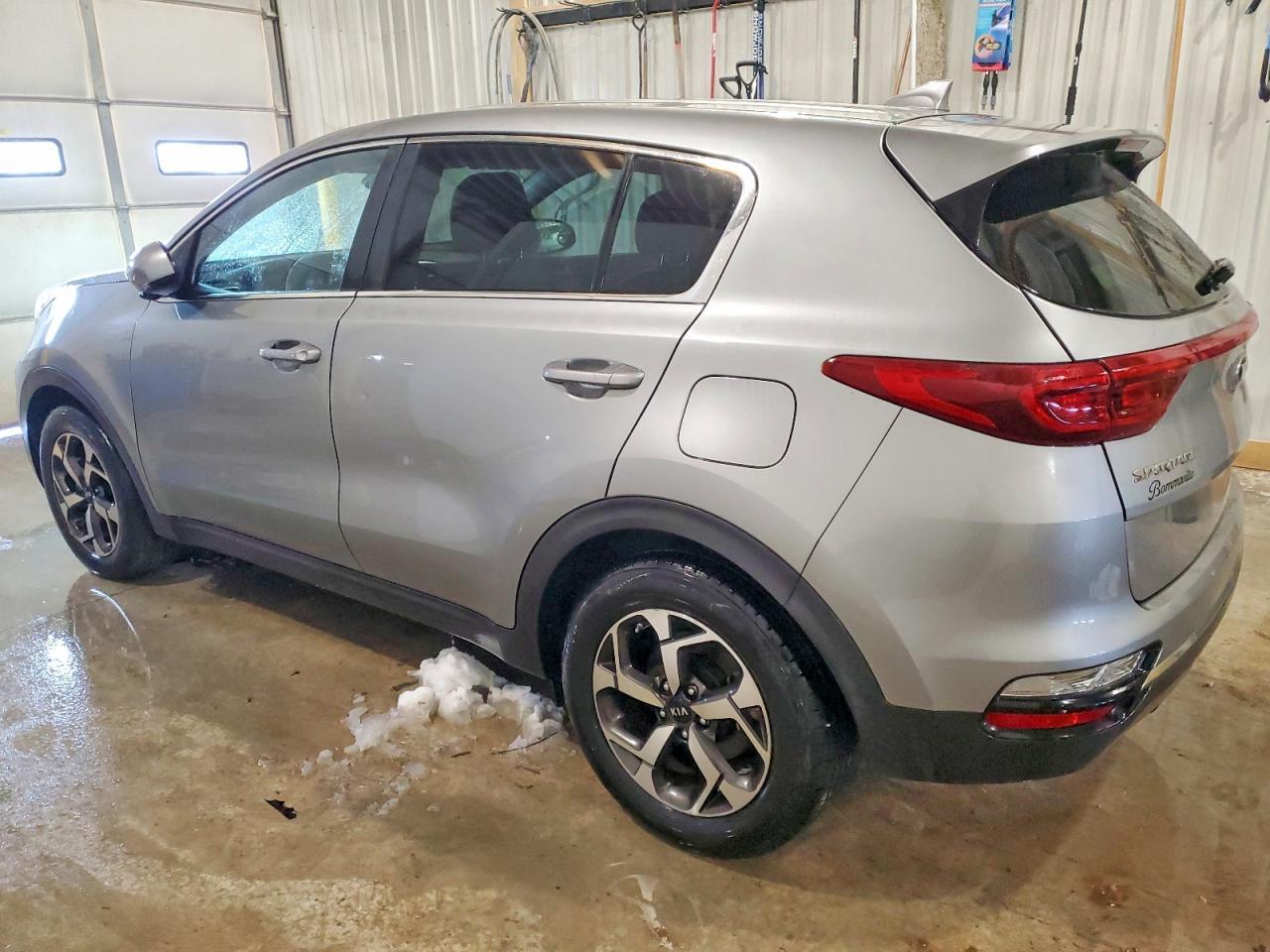 2020 Kia Sportage Lx - Image 2