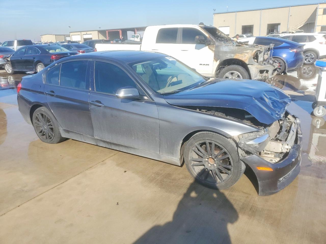 2013 BMW 328 I - Фото 4