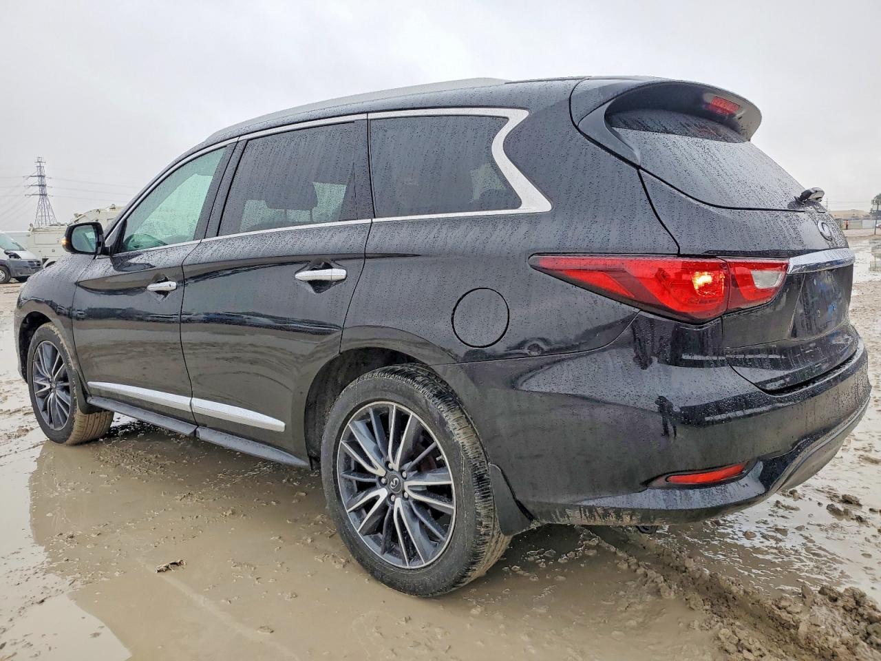 2018 Infiniti Qx60 - Image 2