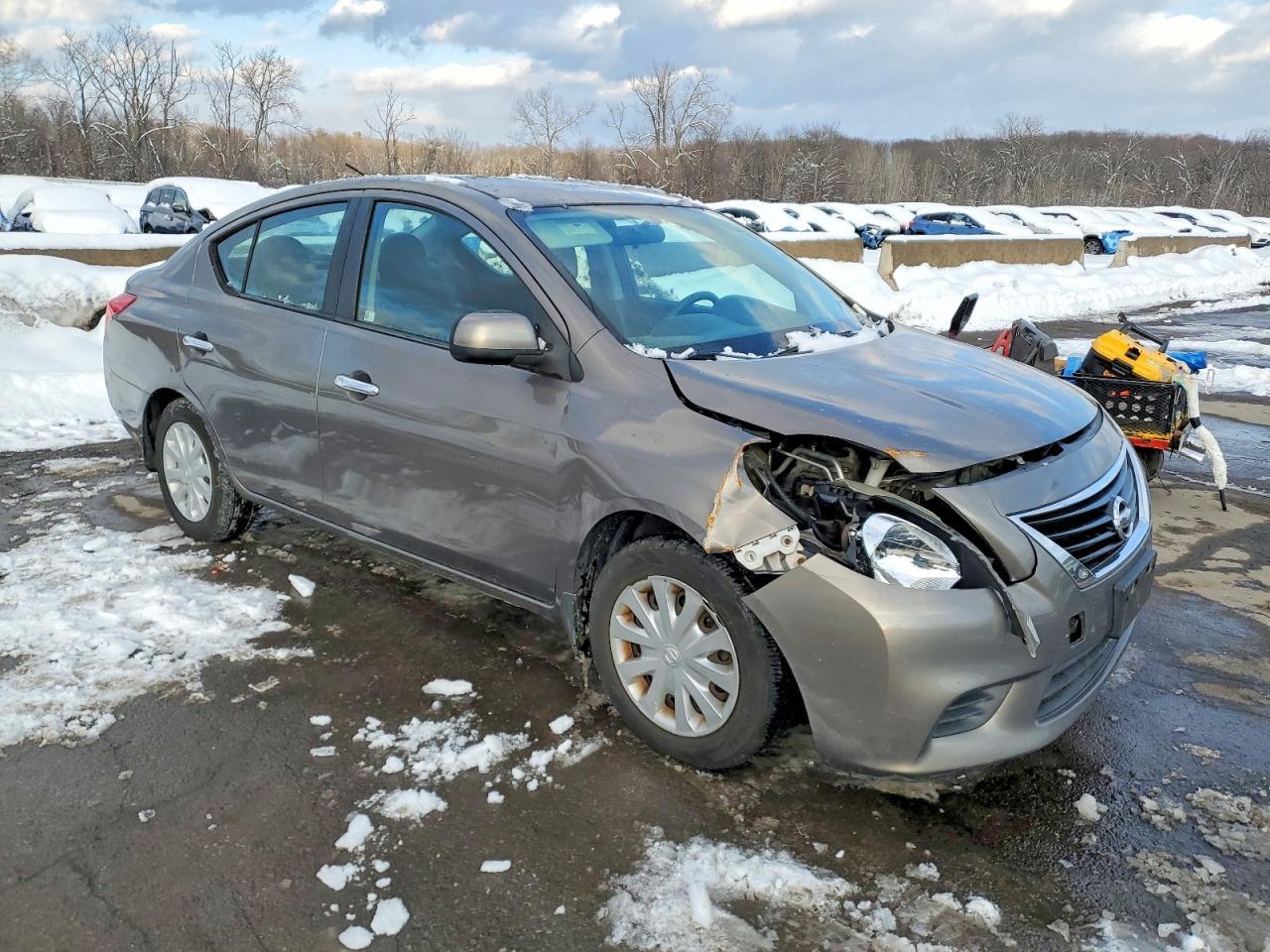 2012 Nissan Versa S - Image 4