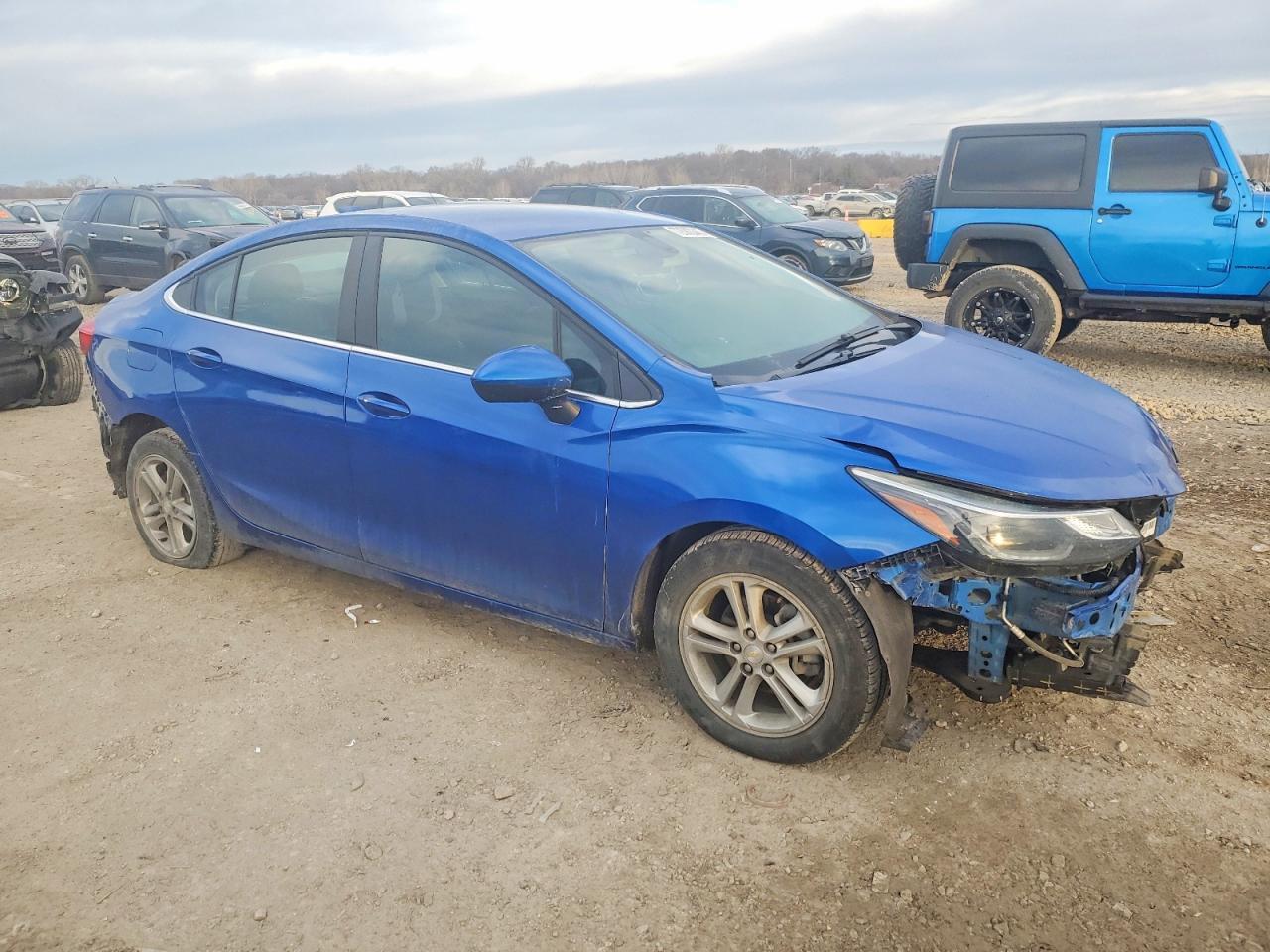 2018 Chevrolet Cruze Lt - Image 4