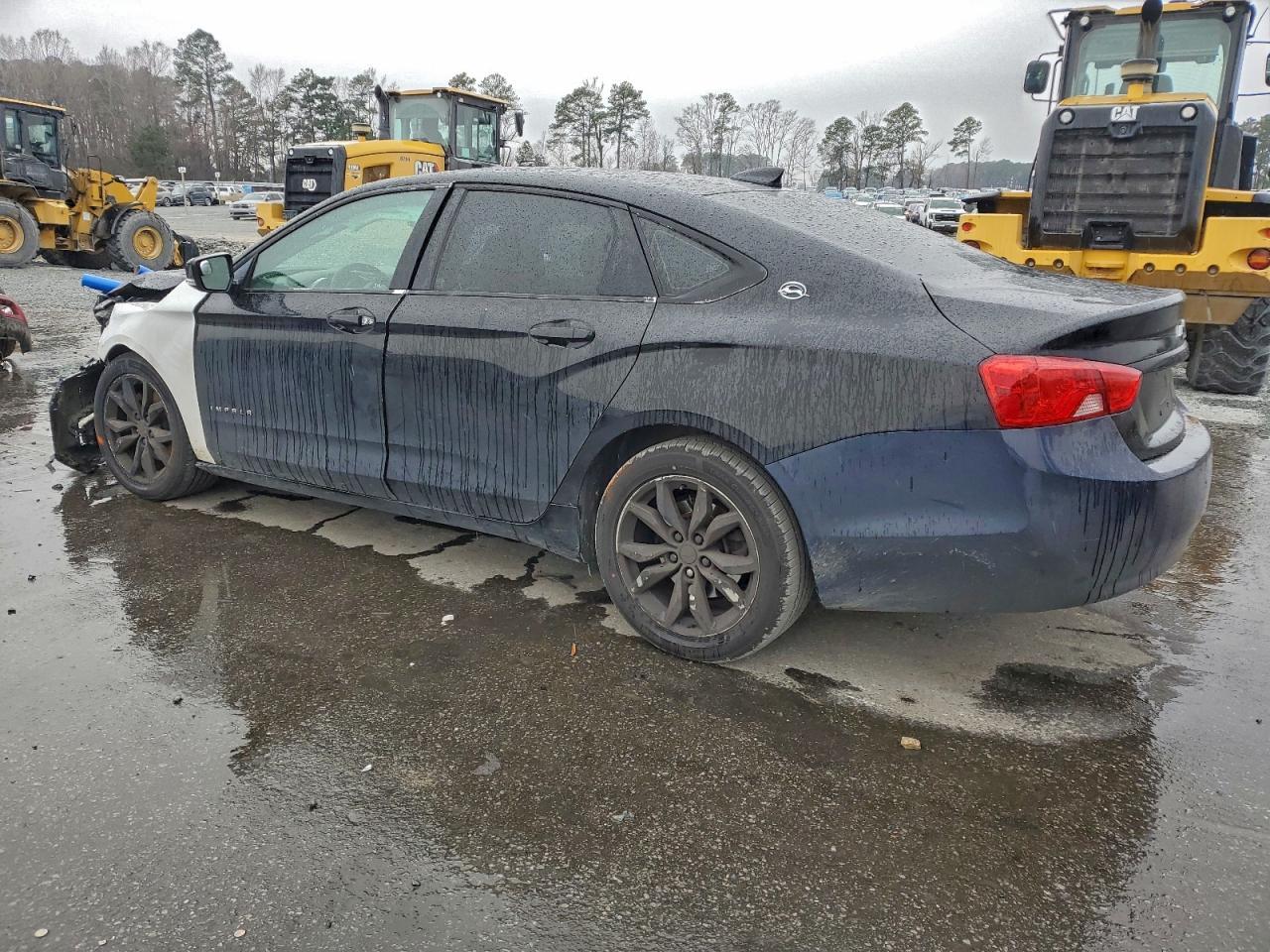 2017 Chevrolet Impala Lt - Фото 2