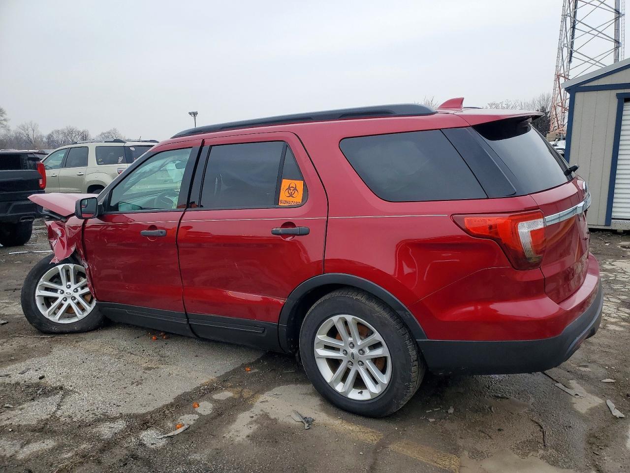 2016 Ford Explorer - Фото 2