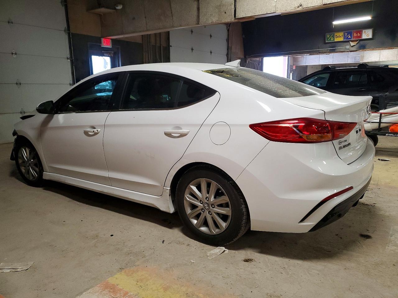 2017 Hyundai Elantra Sport - Image 2