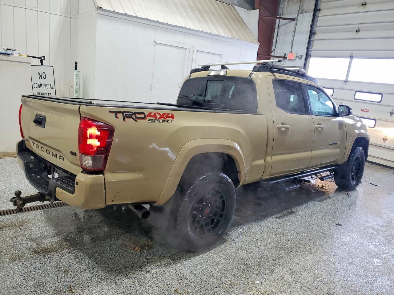 2019 Toyota Tacoma Double Cab - Фото 3