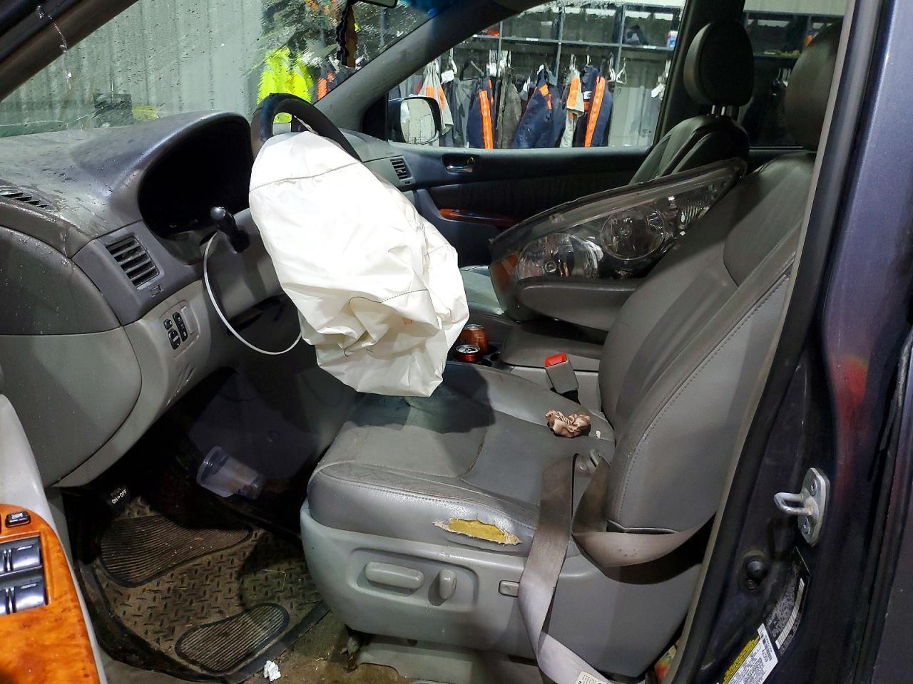 2006 Toyota Sienna Xle 7 Passenger - Image 7