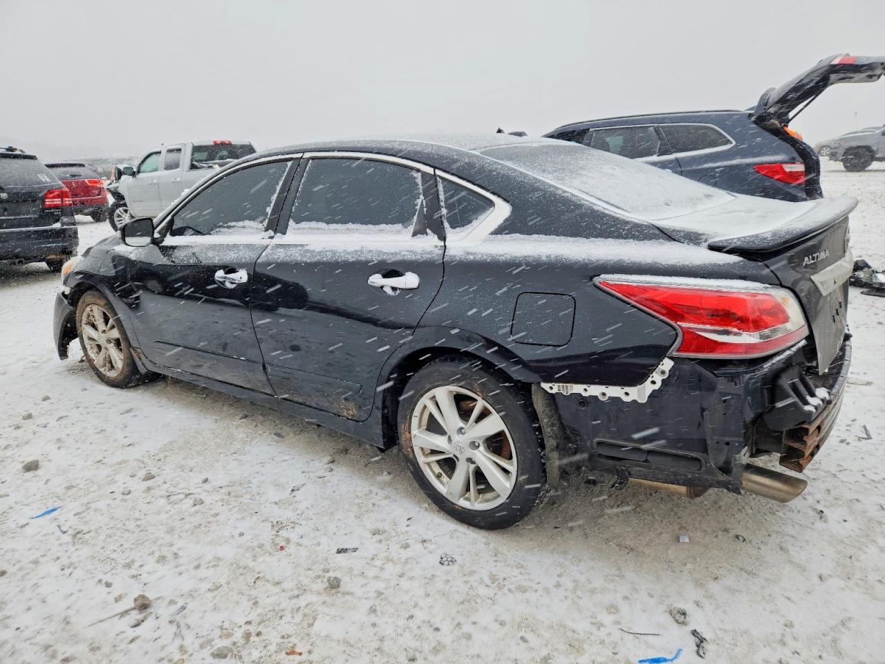 2015 Nissan Altima 2.5 - Image 2
