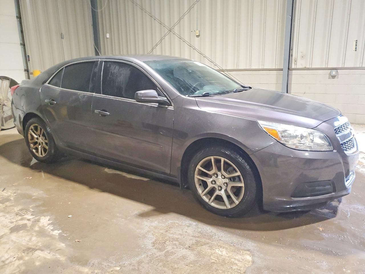 2013 Chevrolet Malibu 1Lt - Image 4