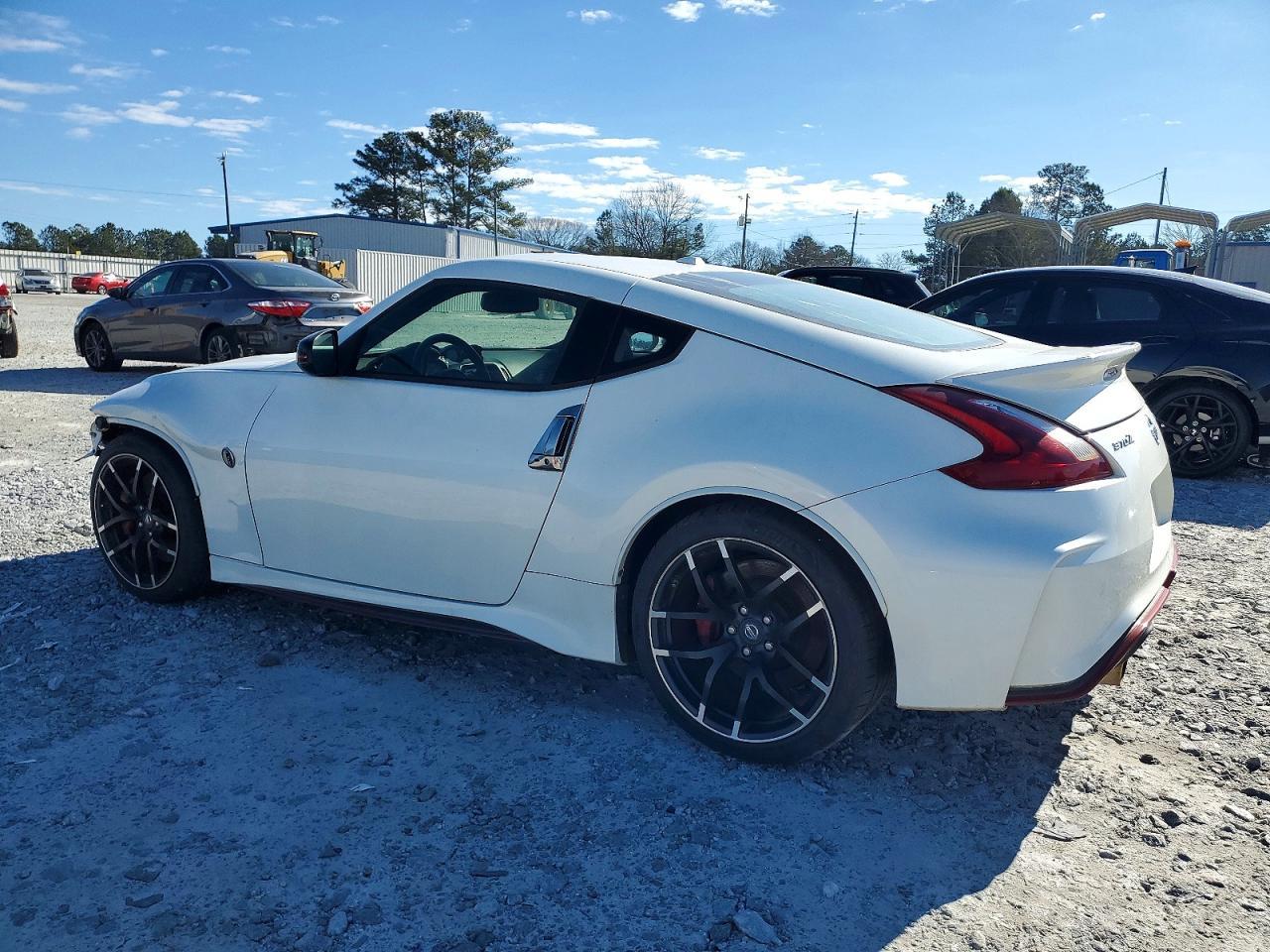 2018 Nissan 370Z Base - Фото 2