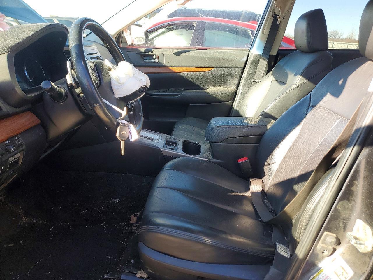 2013 Subaru Outback 2.5I Limited - Image 7