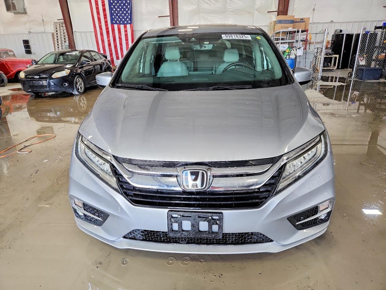 2018 Honda Odyssey Elite - Фото 5
