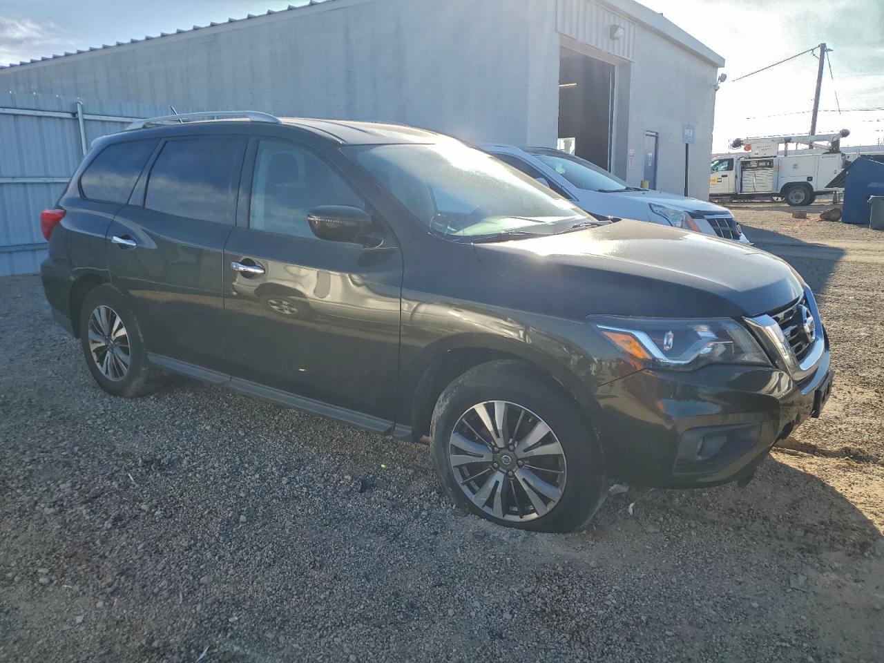 2017 Nissan Pathfinder S - Фото 4