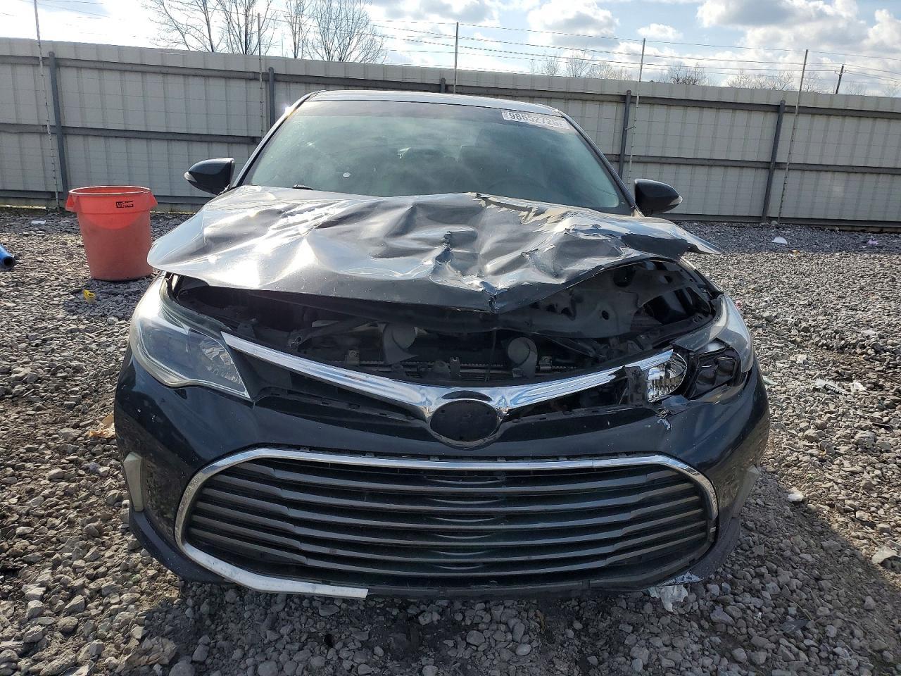 2016 Toyota Avalon Xle - Image 5