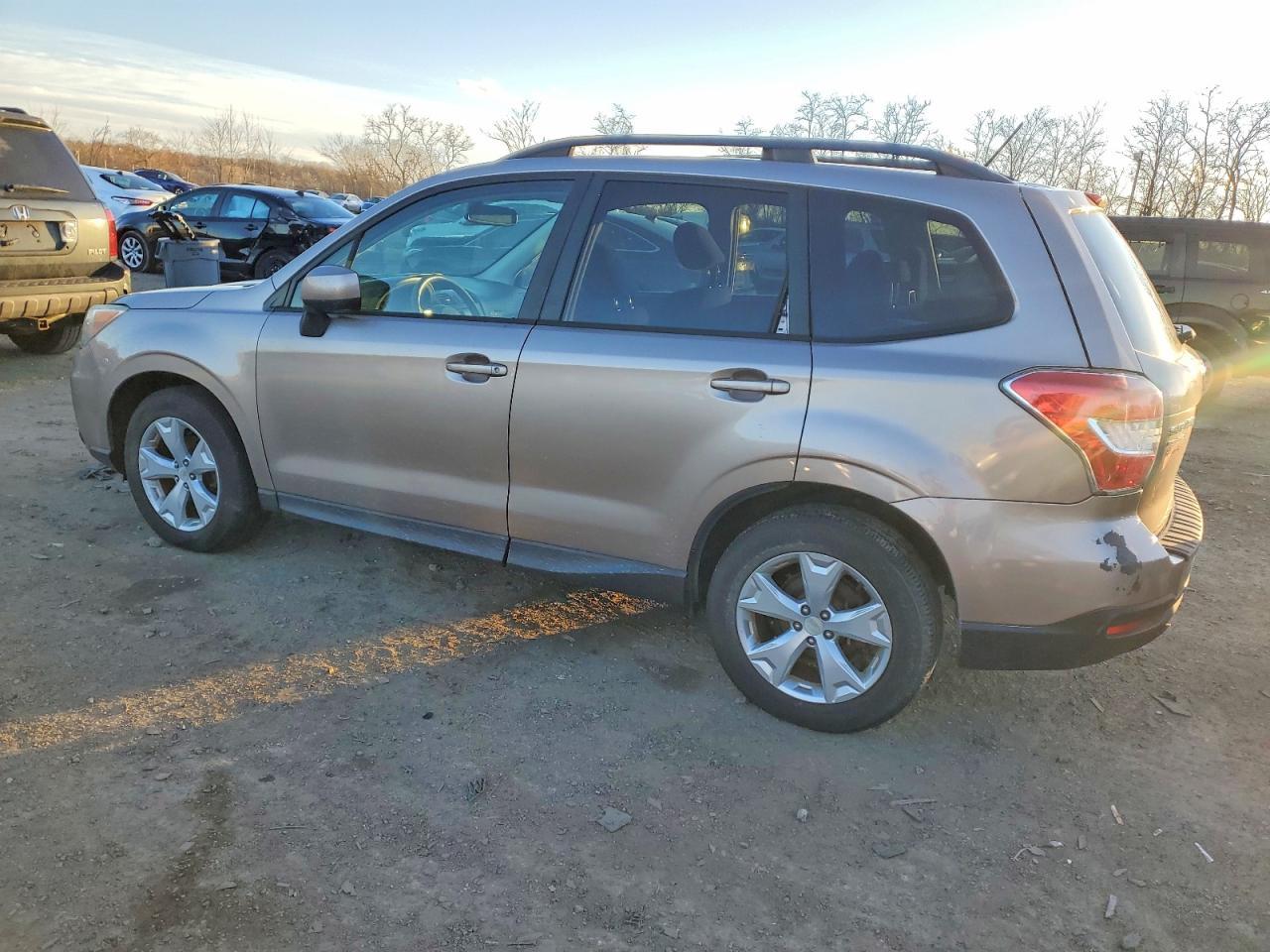 2015 Subaru Forester 2.5I Premium - Фото 2