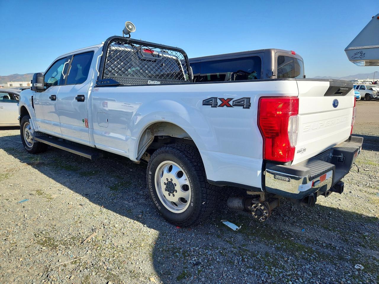 2022 Ford F350 - Фото 2