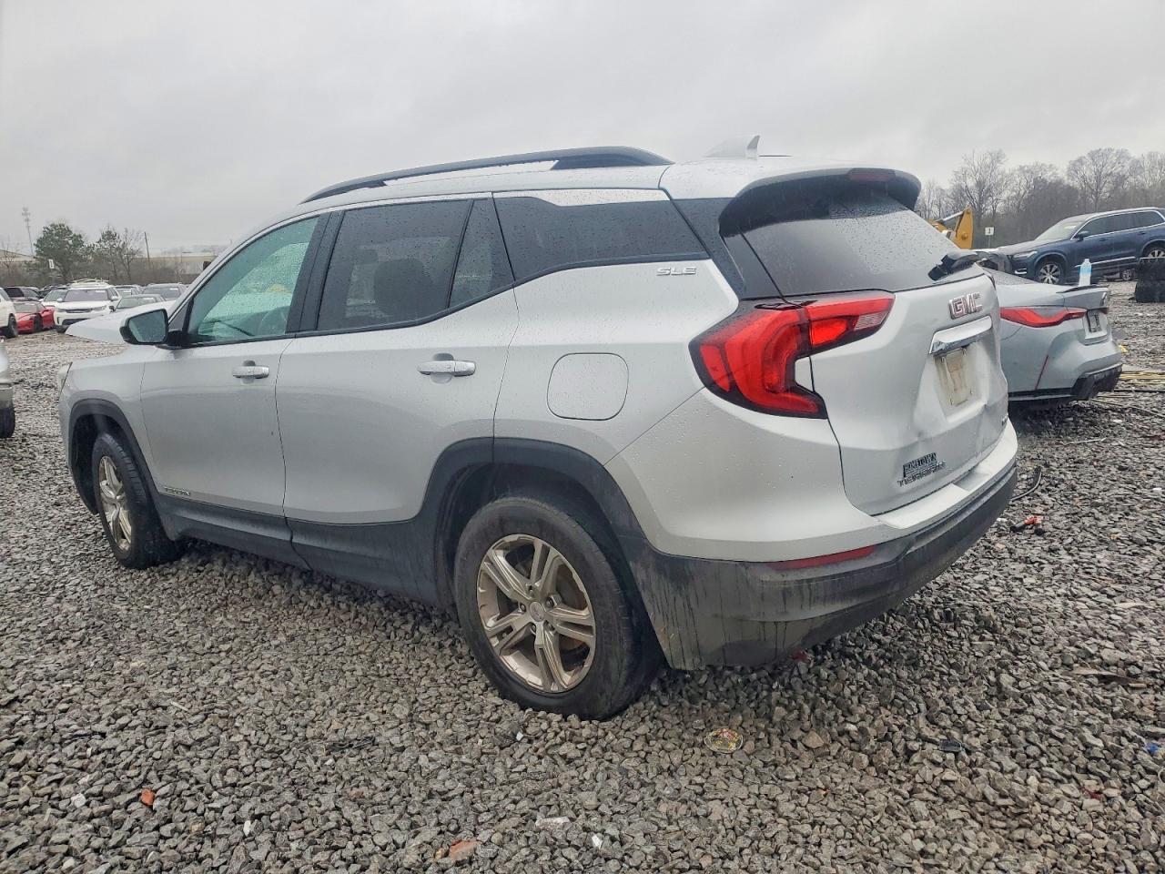 2018 GMC Terrain Sle - Image 2