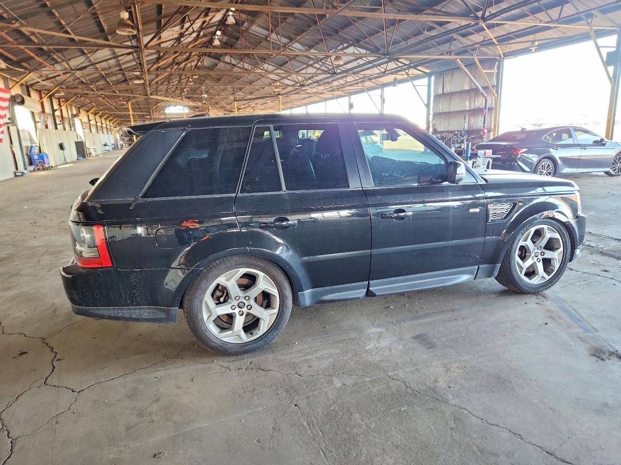 2013 Land Rover Range Rover Sport Hse Luxury - Image 3